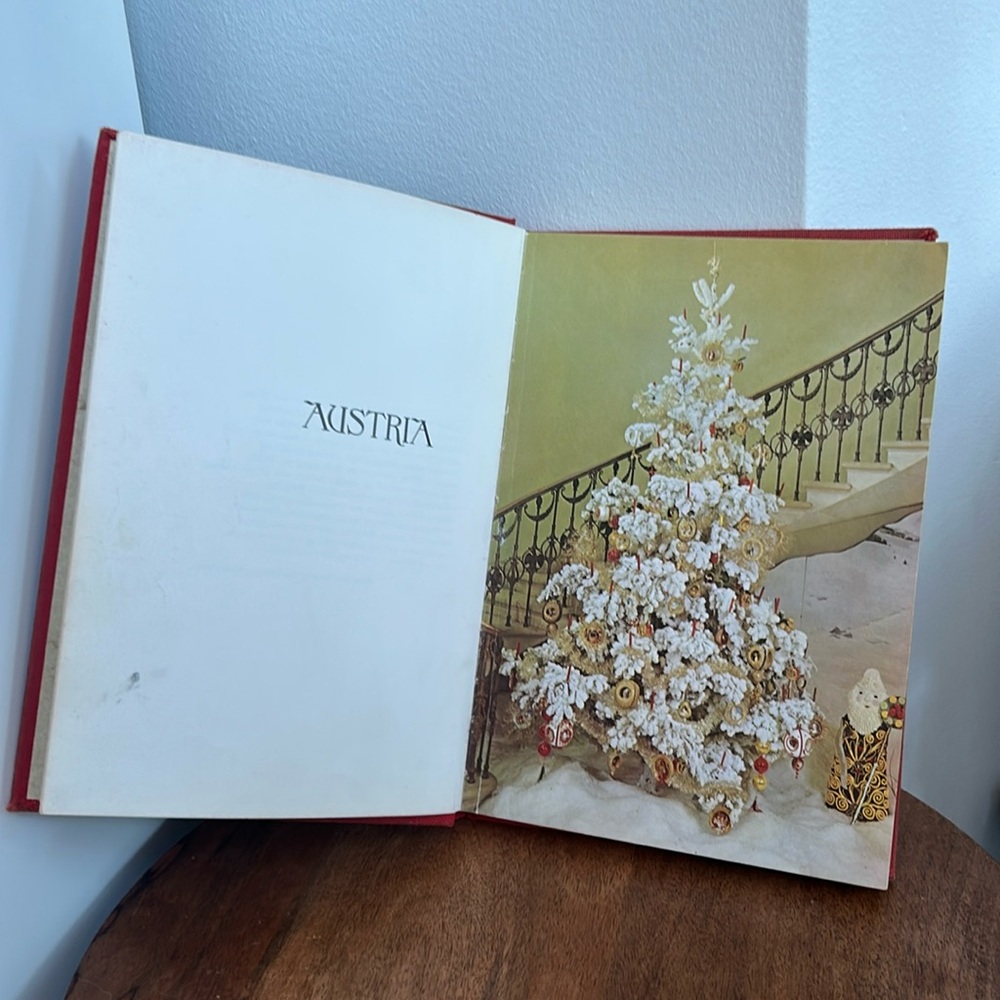 Trees of Christmas book 1969. with various craft instructions